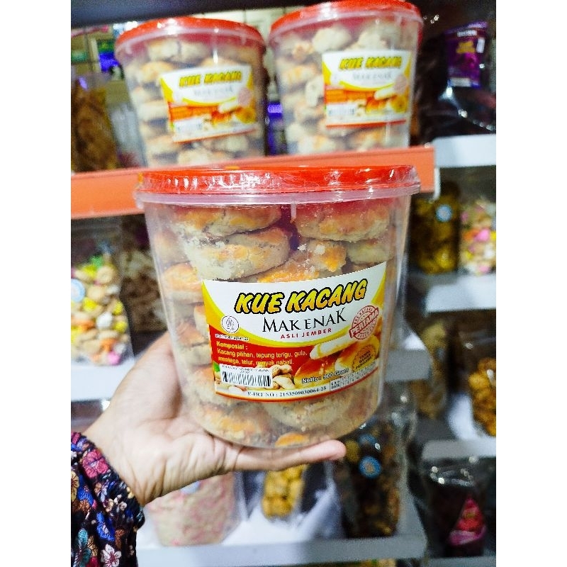 

kue kacang mak enak