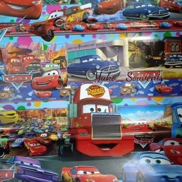 

Kertas Kado Cars Bahan Tebal dan Glossy Kertas Kado Anak Kertas Kado Karakter