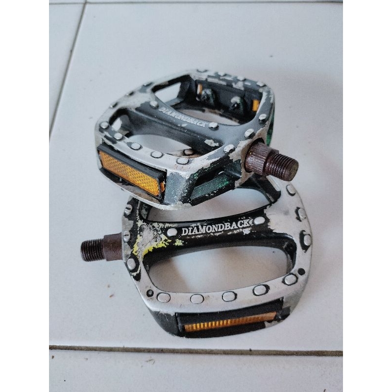 Pedal sepeda bmx oldschool osbmx diamondback original baut as kecil pedal crankset crank bmx vintage