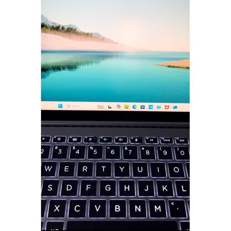 Preowned Laptop Hp Pavilion Aero 13 Inch AMD Ryzen 7 8840U BG0777AU Silver 2024 Bekas Second Makassa