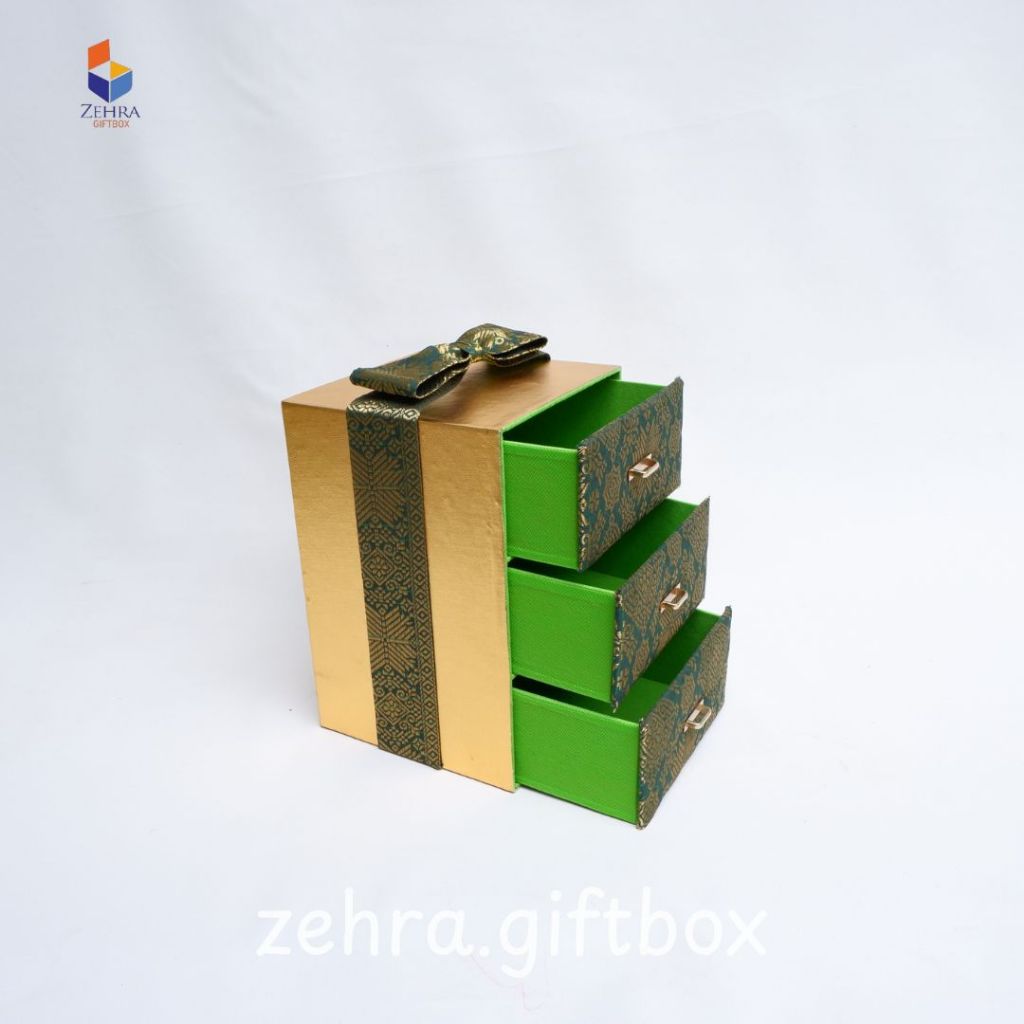 [PO] Box Hampers Model Laci Pita Lebaran Idul Fitri | Box Hampers Kue Kering 16 X 16