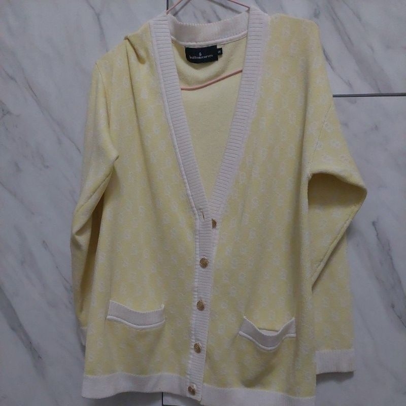 pl cardigan buttonscarves