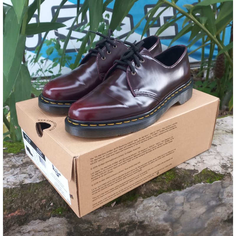 Dr Martens Vegan 1461 cherry red arcadia