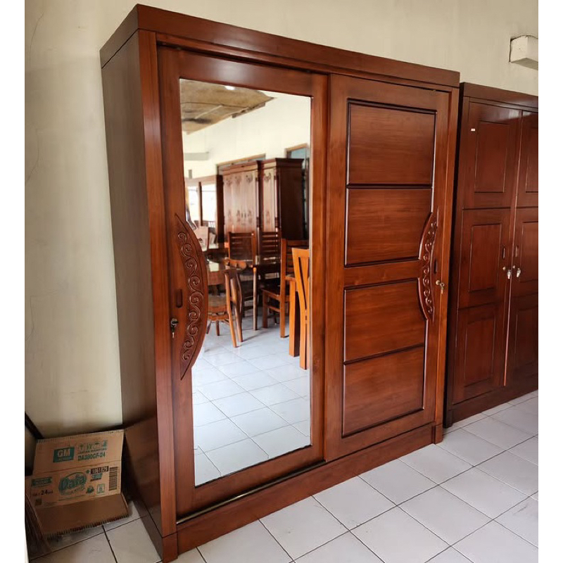 Lemari Pakaian Sliding Tercakep/Lemari Sliding Minimalist Jati