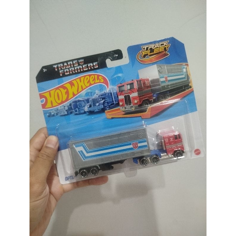 Hot Wheels Track Fleet - OPTIMUS PRIME