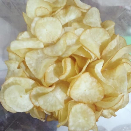 

Keripik Singkong renyah ,gurih dan asin dijamin