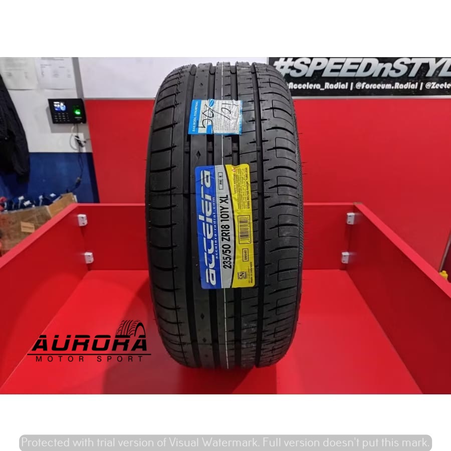 Ban mobil xpander,innova,terios,rush,hrv,crv ukuran 235 50 R18 accelera phi-r ban racing R18