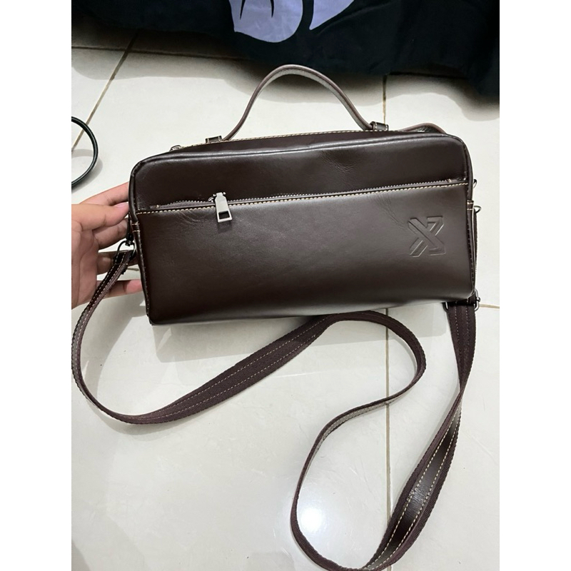 [preloved] Tas kulit asli wanita pria tas pouch tas selempang kulit asli
