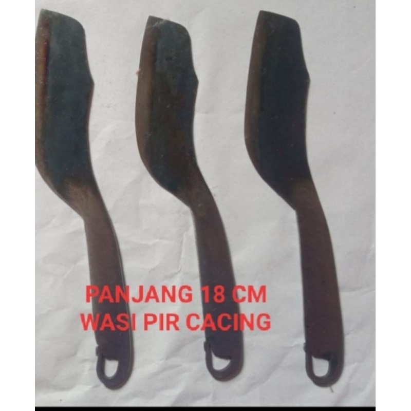 lading atau pisau khas nagara