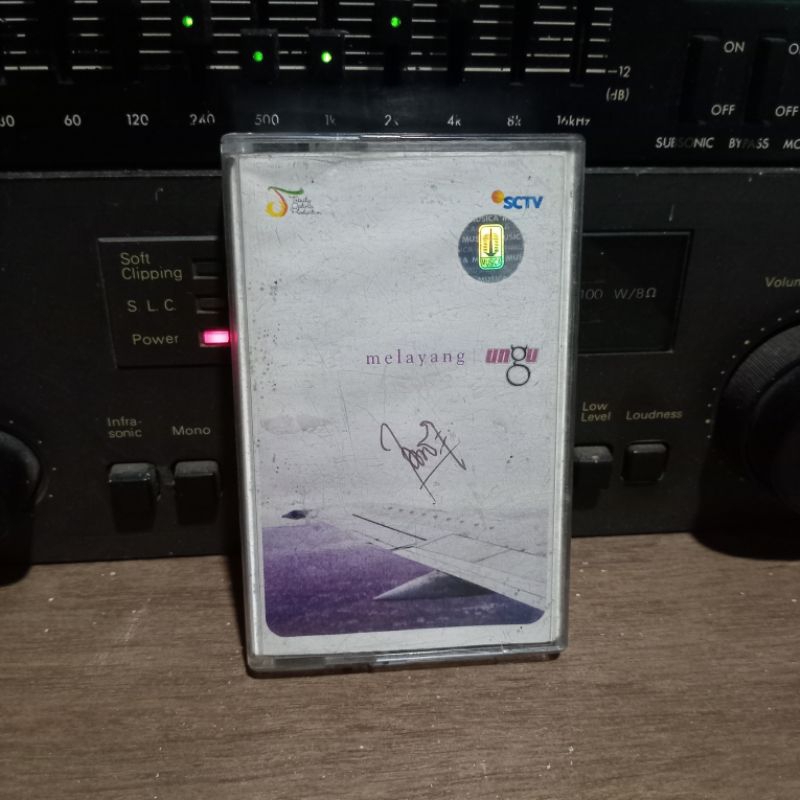Kaset Original Ungu - Melayang