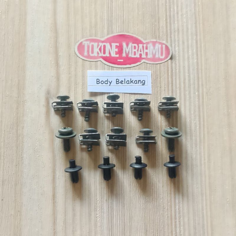 Baut Cover Body Bodi Body Belakang Suzuki Skydrive 125 Karbu Karburator