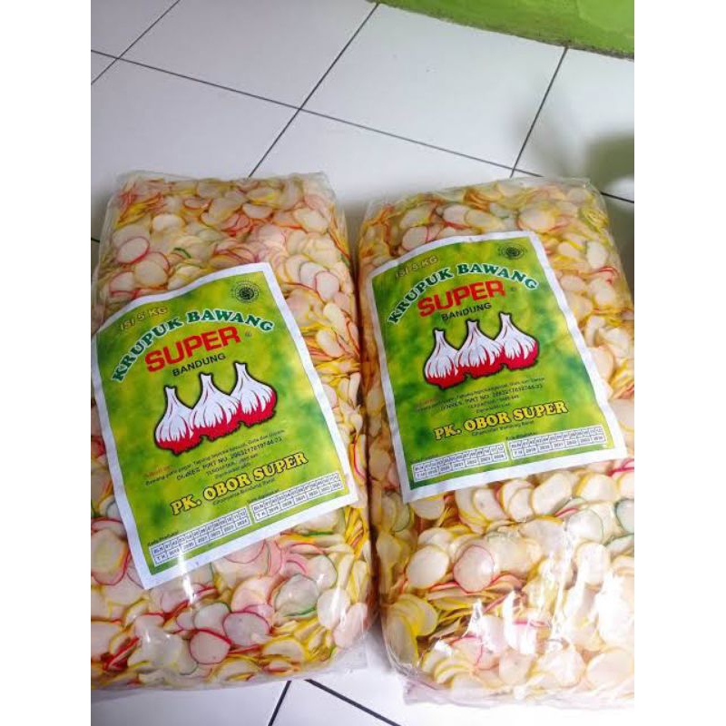 

[ 64 ] Cemilan kerupuk bawang cocok buat keluarga
