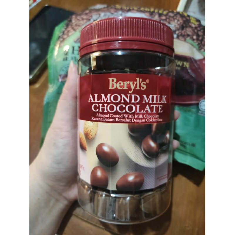 

Beryl's Almond Milk Chocolate