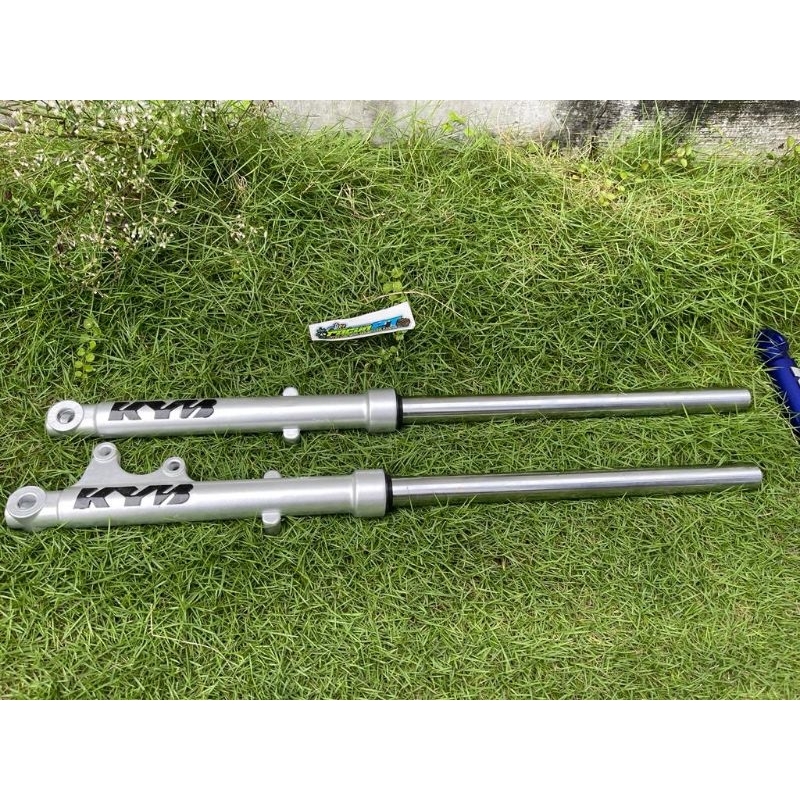 as bottom shock RX king emblem KYB