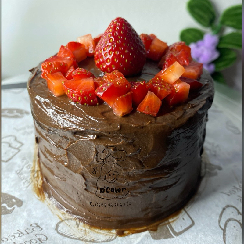 

Flourless chocolate strawbarry cake