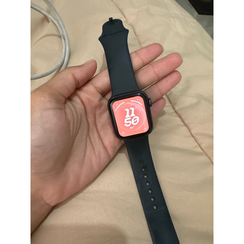 Apple Watch SE second