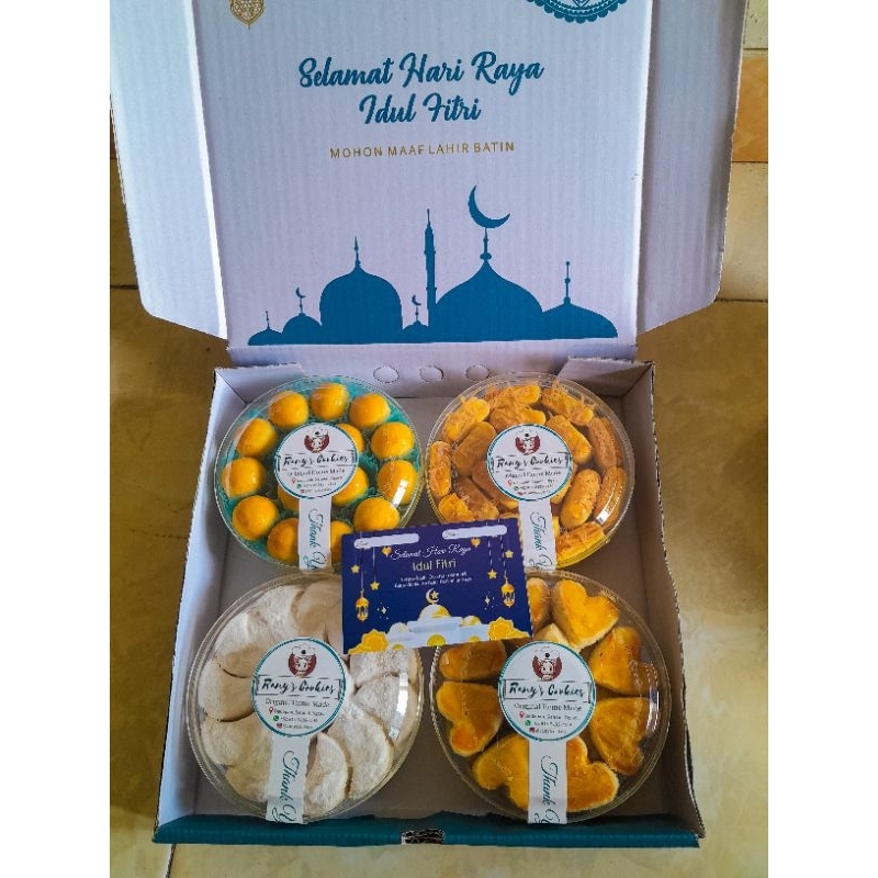 

Hampers Kue Kering - Paket isi 4 toples - Lebaran/Kado/oleh-oleh