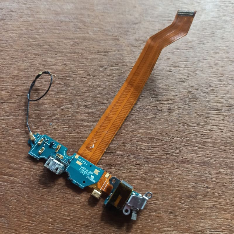 Fleksibel konektor charger papan cas Wiko Highway Pure 4G original copotan