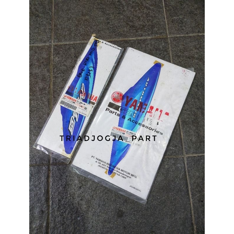 striping sticker graphic decal lis mio sporty 2007 biru original