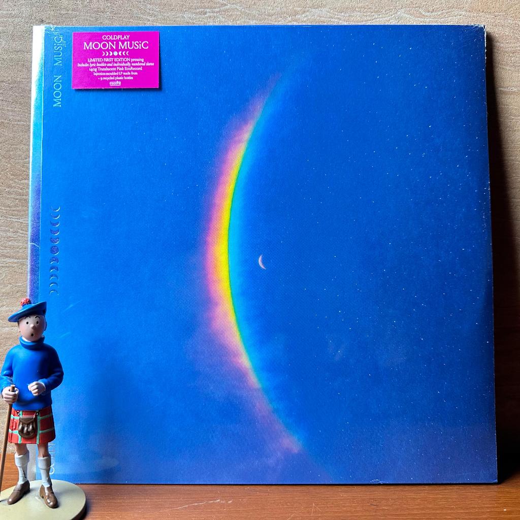 PIRINGAN HITAM / VINYL COLDPLAY - MOON MUSIC (1LP,CLRD)