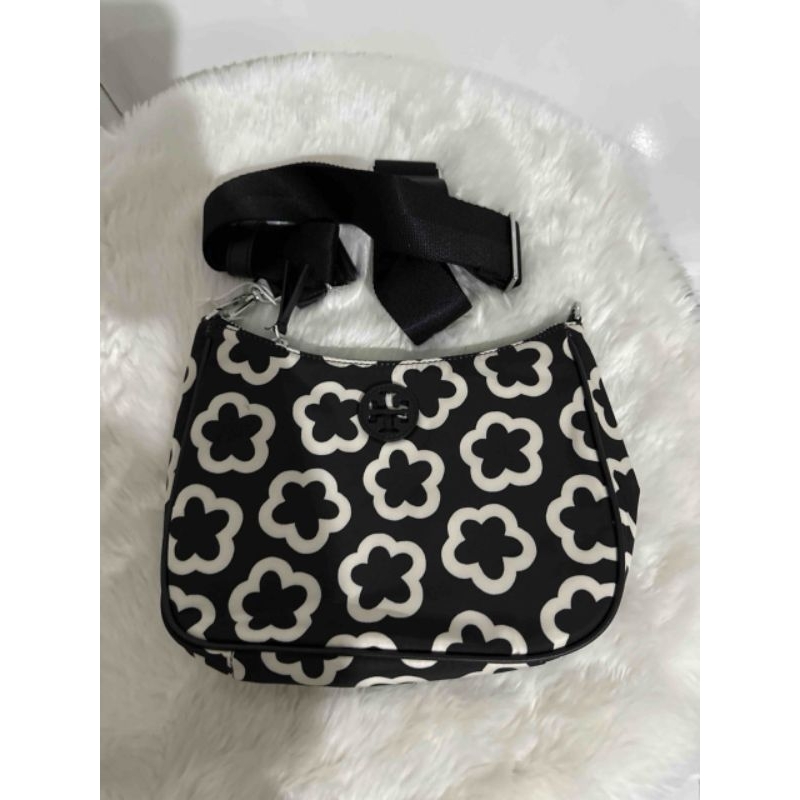 Tory Burch Tas Serut Nylon Promet Web Convertibel Crossbody Black-Vory