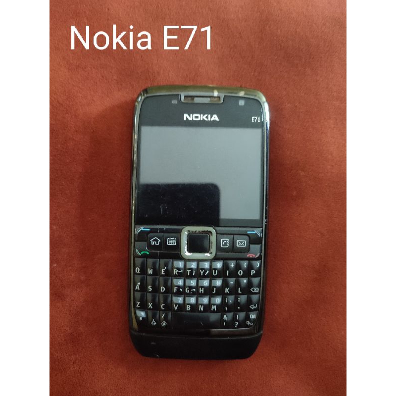 NOKIA E71