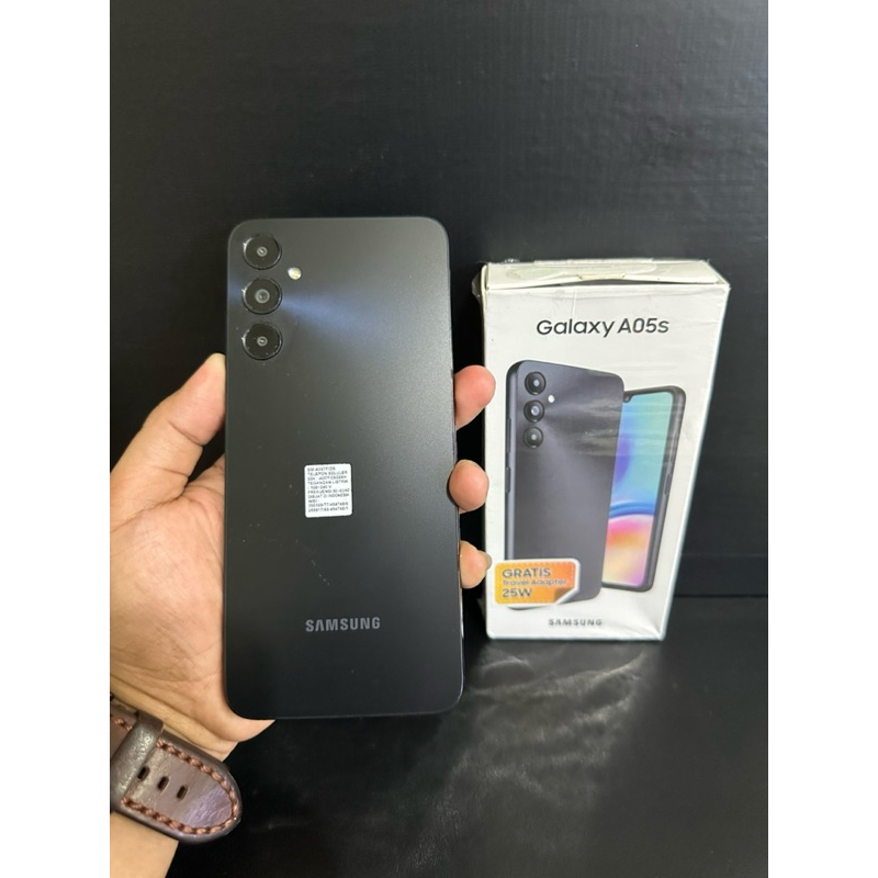 jual samsung A05s 6/128 black second like new buka duss aja,garansi on 12 bulan