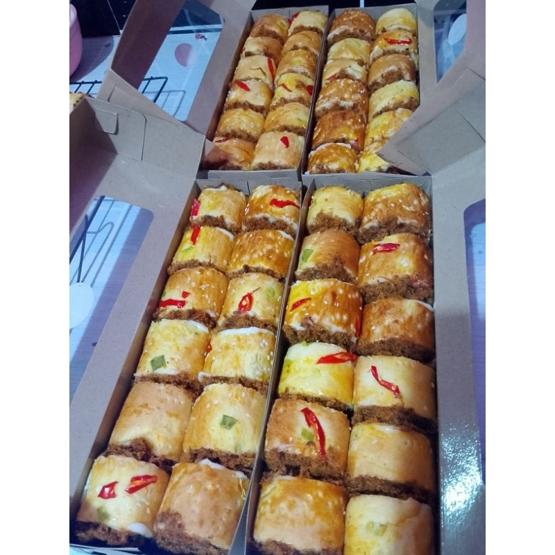 

FLOSS ROLL roti abon gulung isi 12 pcs