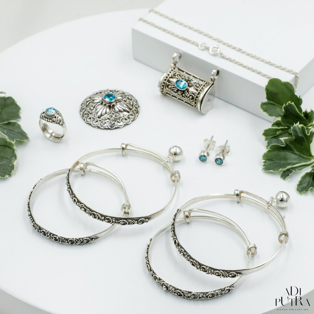 Set Paket 3 Bulanan Bayi Perak 925