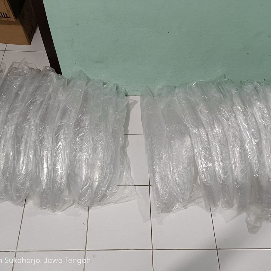 mika lampu depan Toyota wish 2003-2005