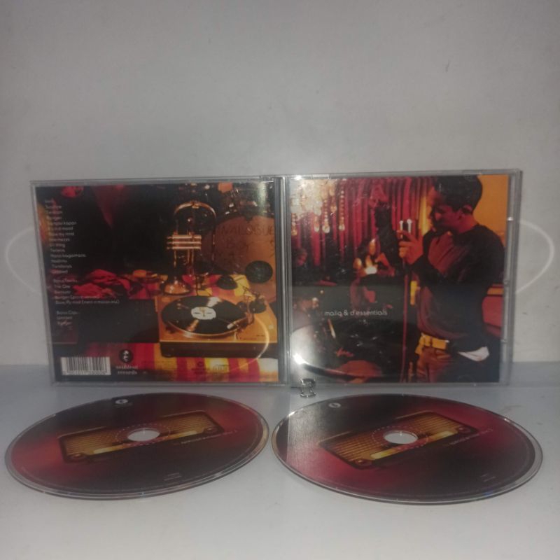 CD Maliq & d'essentials-1st selftitel
