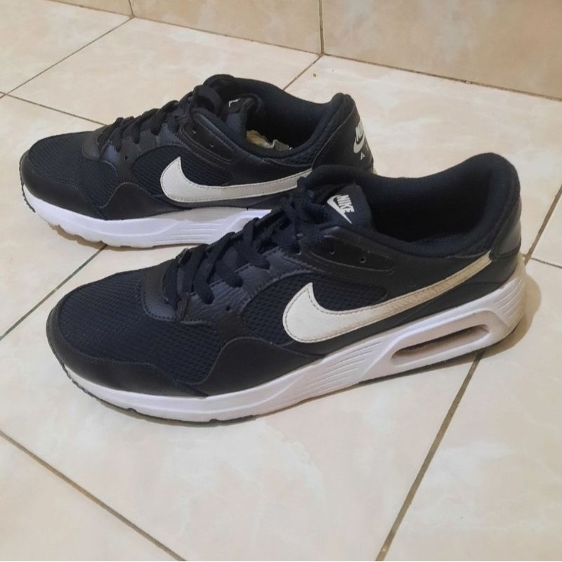 Preloved : Sepatu Pria - NIKE Airmax SC Hitam size size US 10 / Size EU 44/ insole 28 cm (Asli/ Orig