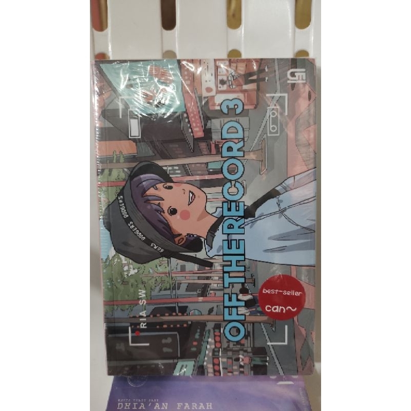 buku off the record 3 - ria sw