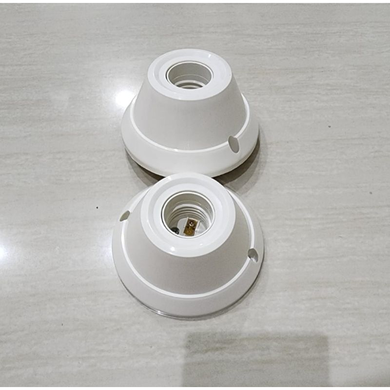 fitting lampu panasonic bulat  E 27
