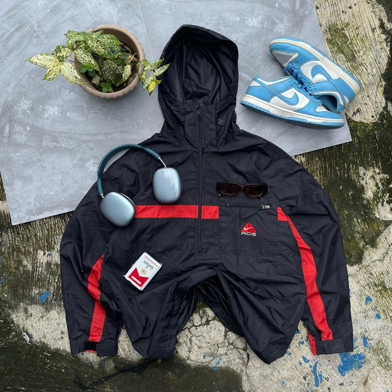 Vintage 90s Nike ACG Lightweight Nylon Anorak Hooded Jacket