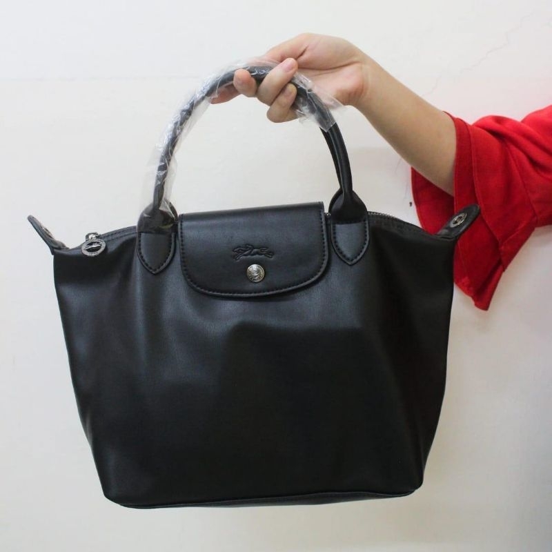 Tas Tangan Kulit Hitam LC Cuir ukuran medium