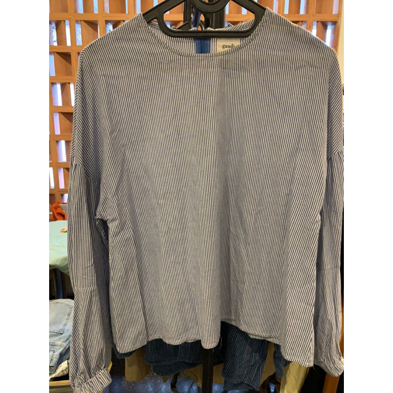 Blouse Gaudy - Preloved Size M