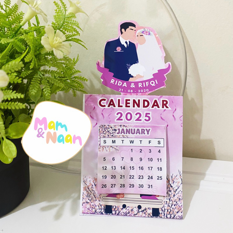 

Calendar / Kalender Meja Custom Pink Ubah Foto dan Nama