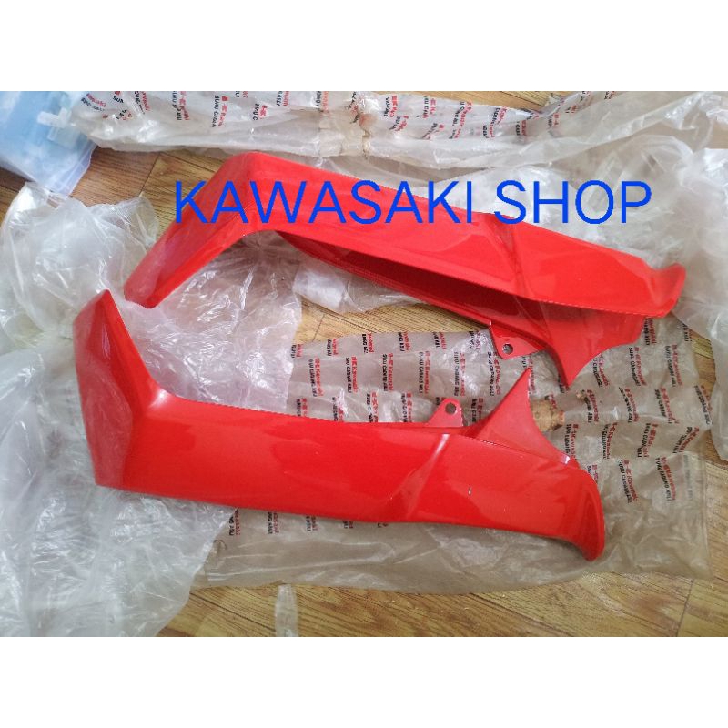 sayap body luar kaze r original merah