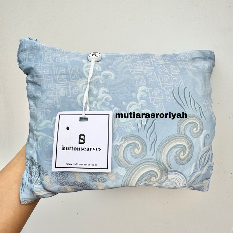 READY STOCK Buttonscarves x Allysa Hawadi Prayer Robe Set Mukena Wave Lagoon Baby Blue Soft Pastel B