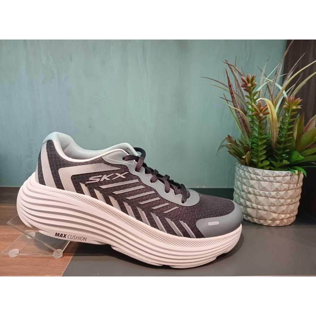 SKECHERS MEN ORIGINAL _NEW