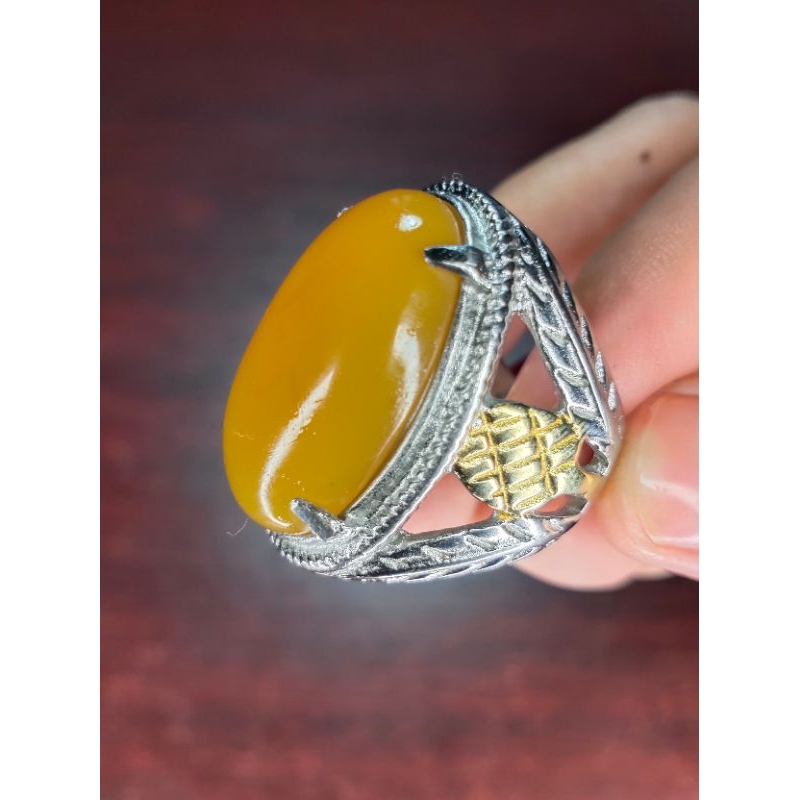 Cincin Cempaka Madu