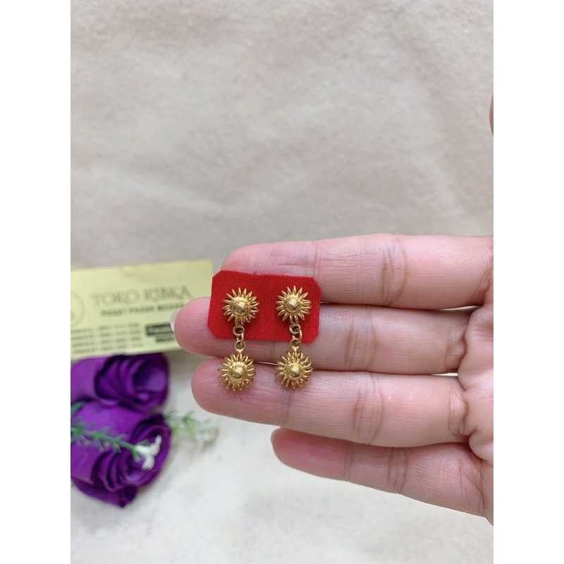 Anting Matahari Gantung Replika Emas London