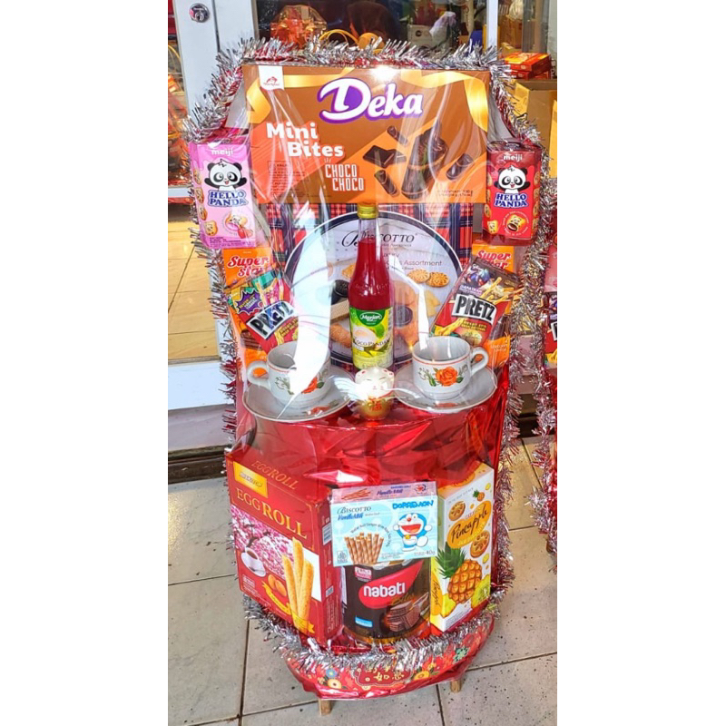 

parcel hampers imlek makanan ringan mix pecah belah