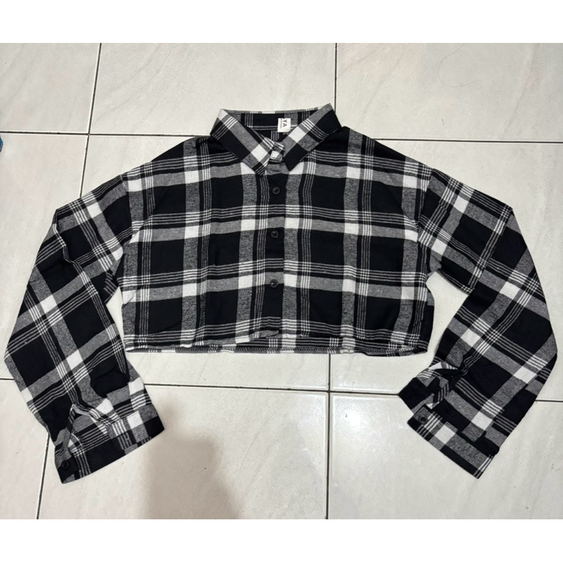 jennie kemeja plaid crop shirt