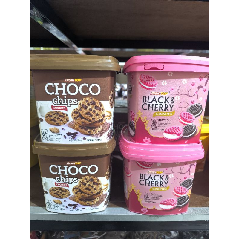

BISKITOP CHOCO CHIP / BLACK & CHERRY KARTONAN
