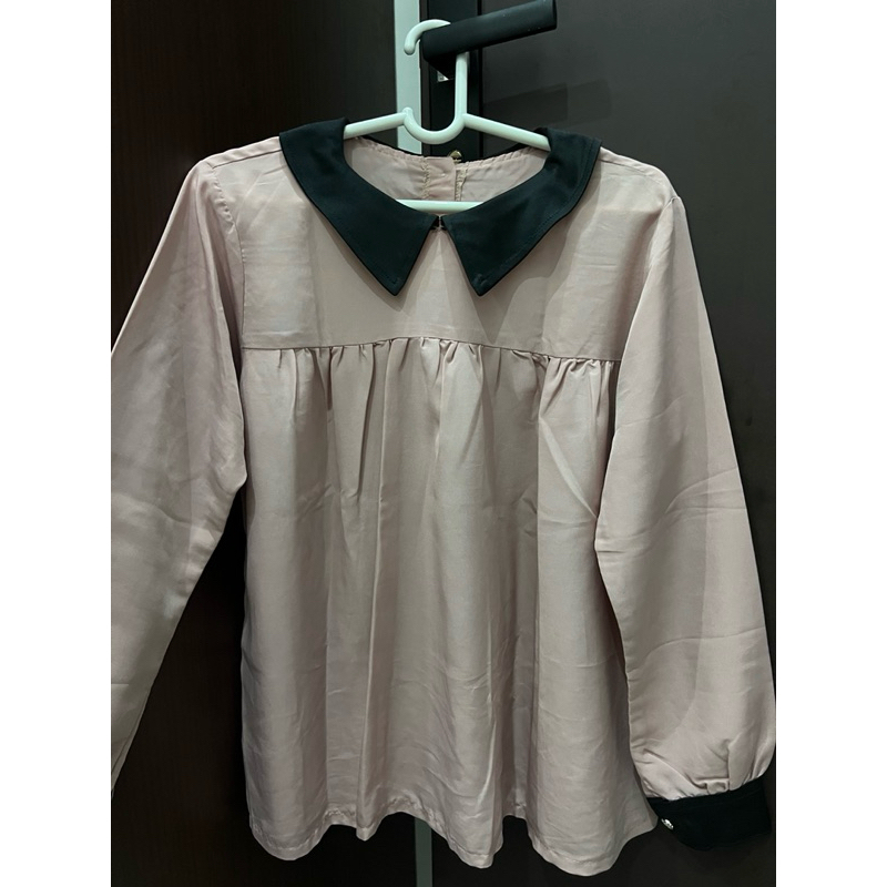 preloved Blouse atasan wanita -fuschia hitam