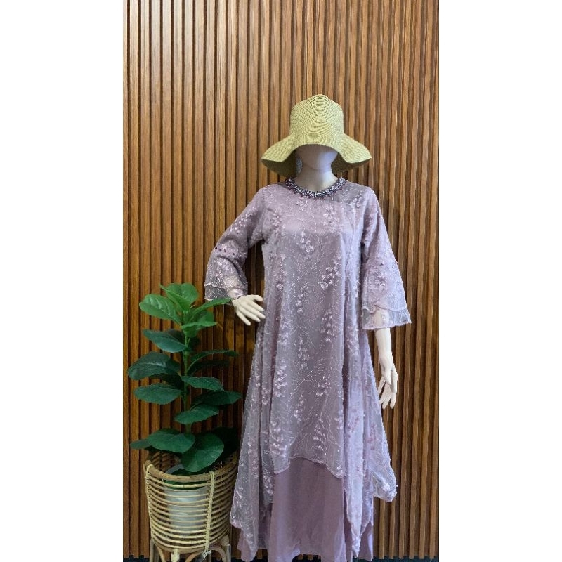 Dress Lilac Brukat Manik (preloved)