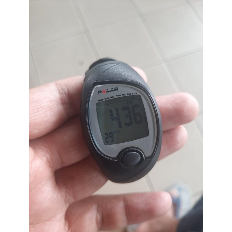 jam tangan polar seken original. touchscreen.