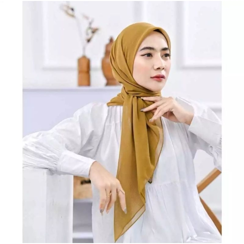PARIS PREMIUM WARNA GOLD HIJAB SEGI EMPAT VOAL ANTI LETOY